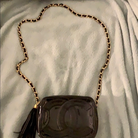CHANEL CAMERA BAG WITH TASSEL - Picture 2 of 8